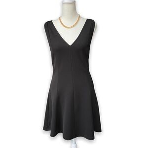 Minkpink Black Textured V-Neck Skater Style Cocktail Dress